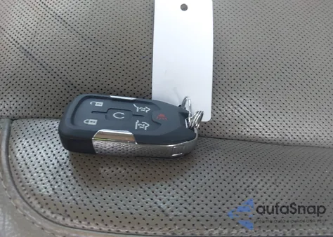 2017 Chevrolet Tahoe Premier из США, поврежденный, VIN 1GNSCCKC5HR390553